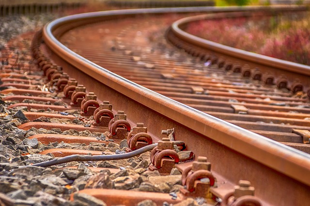 El PSOE de Sahagún insta a Fomento a buscar una solución definitiva para no cerrar la venta de billetes de la estación de tren