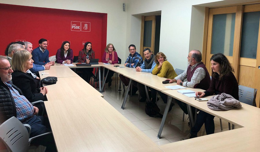 El PSOE de León impulsará la Ley de dependencia y la normalización de las demencias en la vida cotidiana