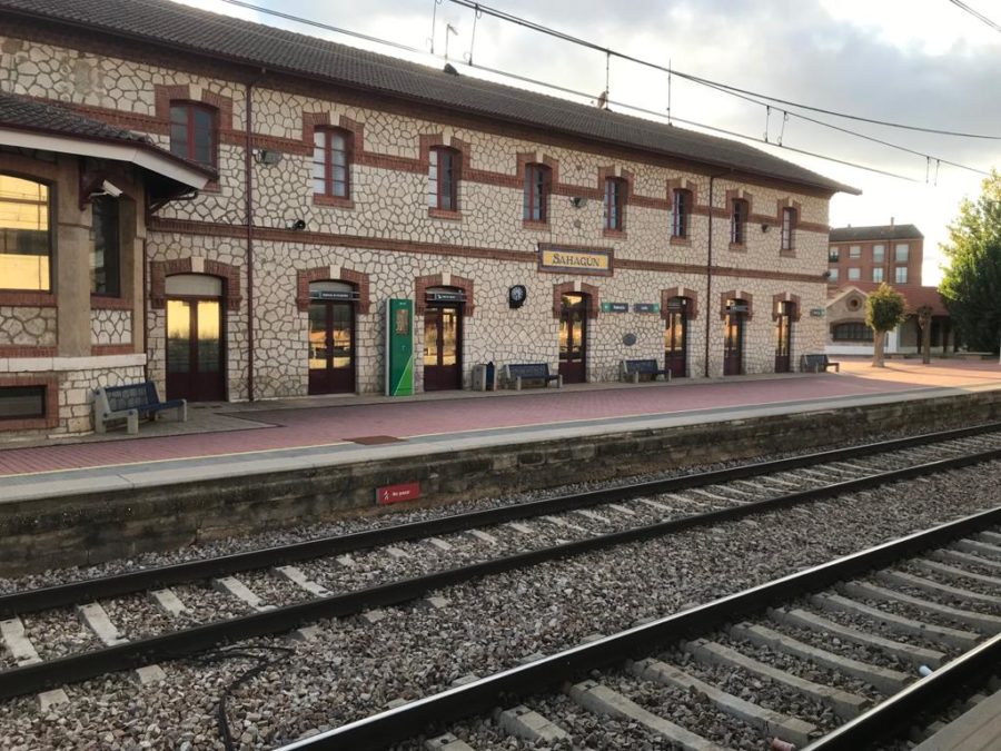 El PSOE se posiciona a favor de la estación intermodal de Sahagún pero no a cualquier precio