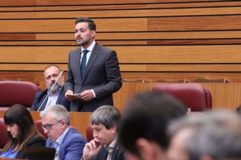 El PSOE califica de “fracaso” el proceso de fidelización de los médicos MIR en Castilla y León