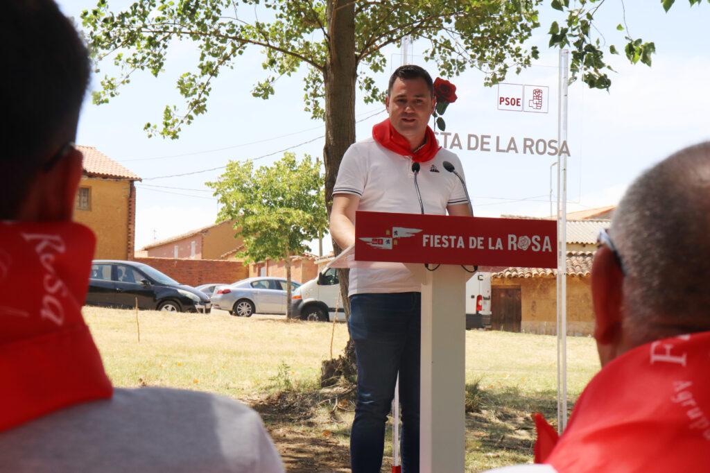 Cendón Fiesta de la rosa Sahagún