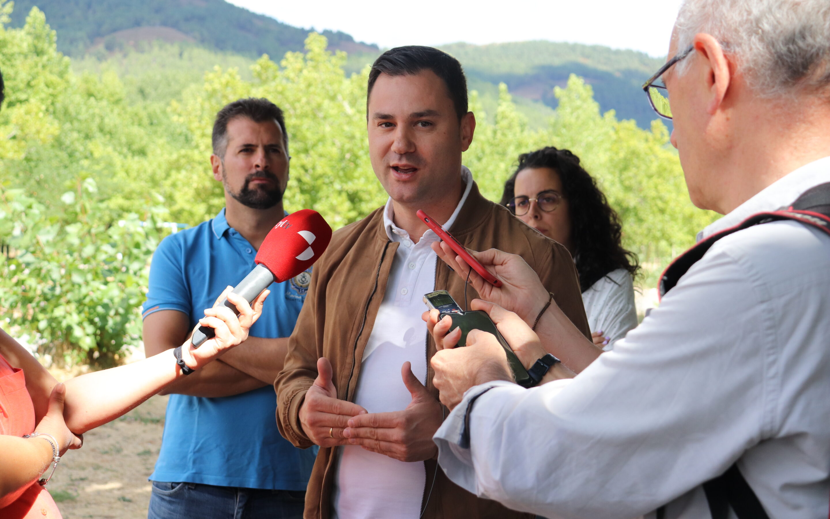 Cendón revela que más del 70% de las candidaturas socialistas para las municipales en León ya se encuentran cerradas y confía en volver a gobernar la Diputación
