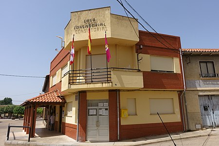La corporación municipal de San Adrián del Valle aprueba la petición de cese del actual alcalde