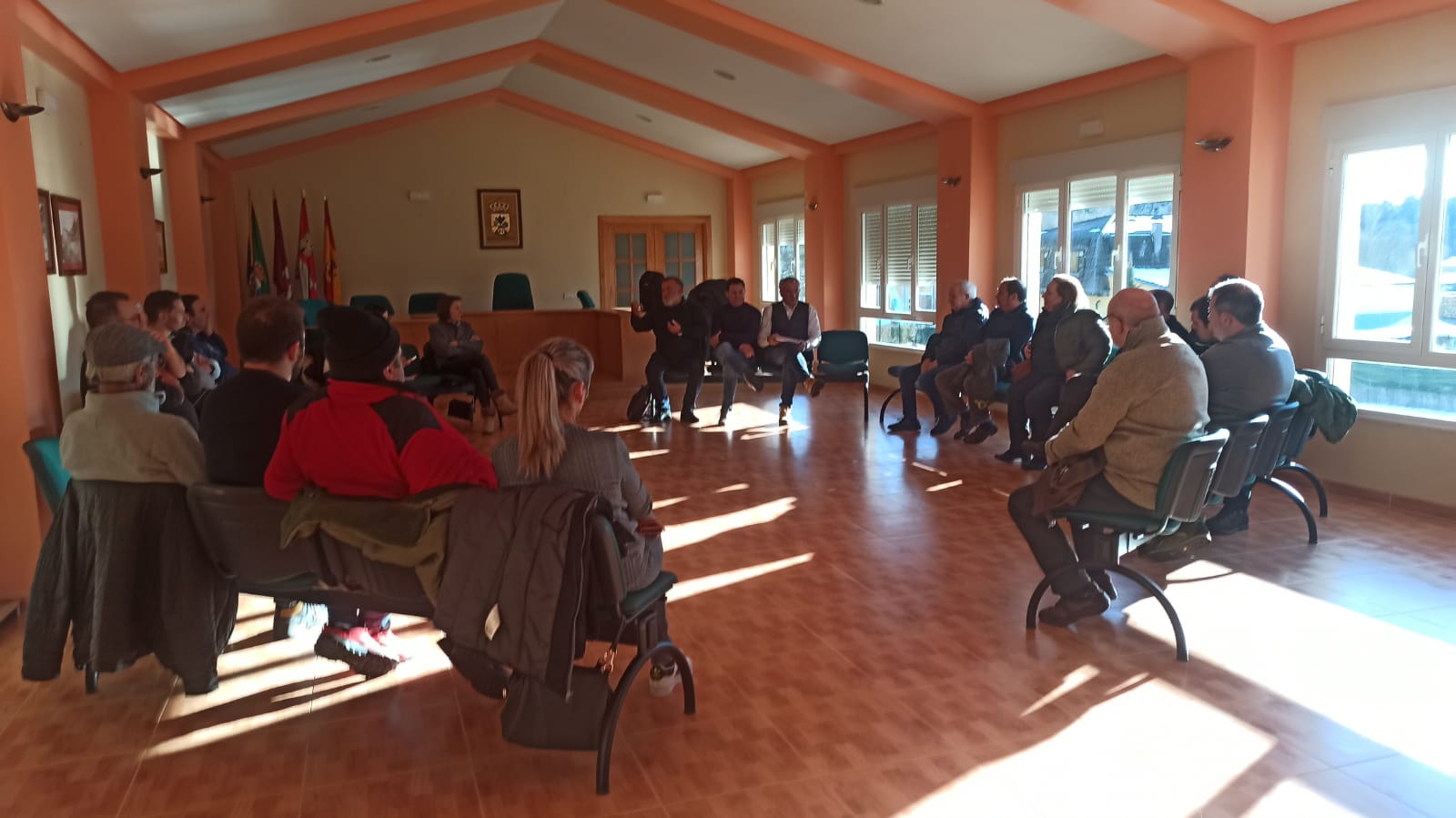 El PSOE organiza una jornada sobre PAC, ganadería y desarrollo rural en la Montaña Oriental Leonesa