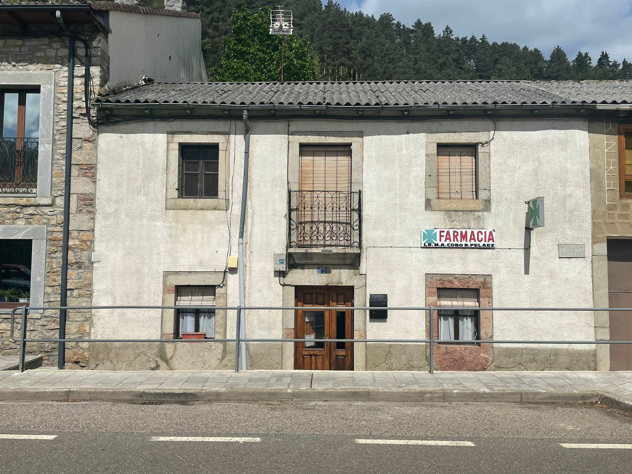 El PSOE denuncia que Crémenes se queda sin farmacia