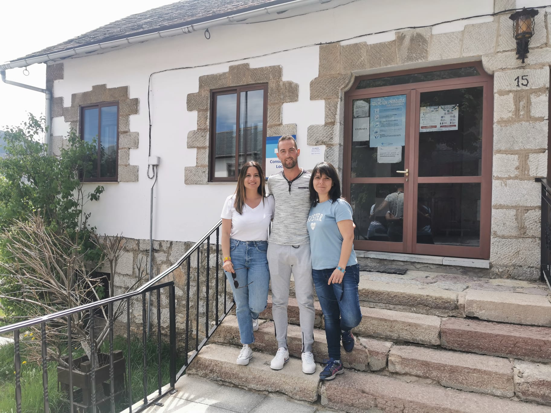 El PSOE de Cabrillanes denuncia la falta de medios sanitarios en la Comarca de Babia tras sufrir este miércoles un altercado con un bebé