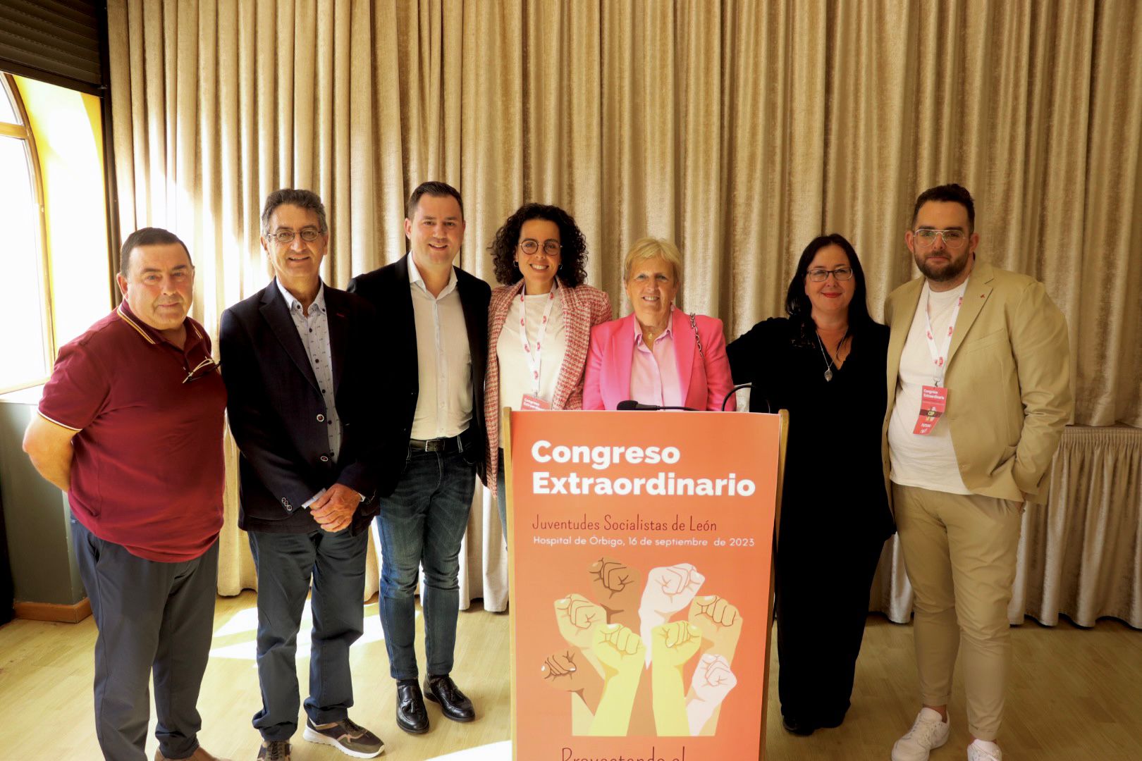Cendón agradece la labor de Laura Busto en su etapa como secretaria general de Juventudes Socialistas de León y felicita la reelección de José Rubio al frente de la organización