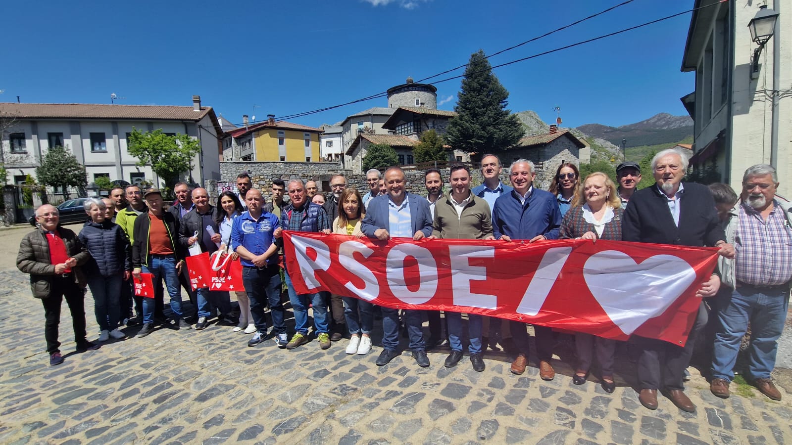 El PSOE pide el voto estableciendo la lucha contra la despoblación como uno de los ejes clave del programa a las elecciones europeas