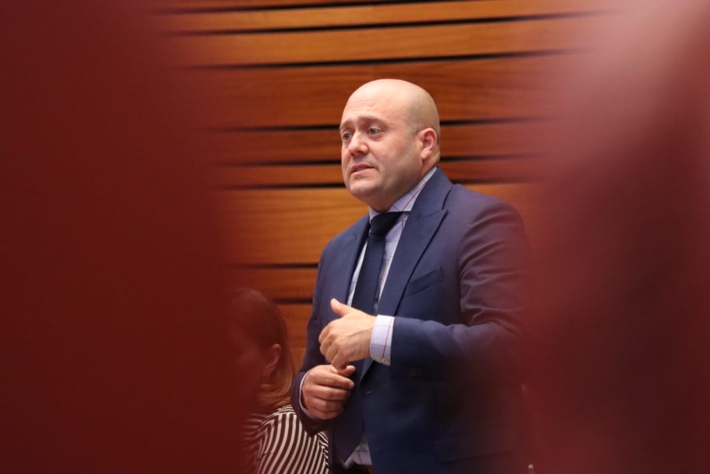 El PSOE denuncia el desinterés de la Junta para revitalizar los polígonos industriales del Bierzo y exige implicación, estrategias y soluciones reales