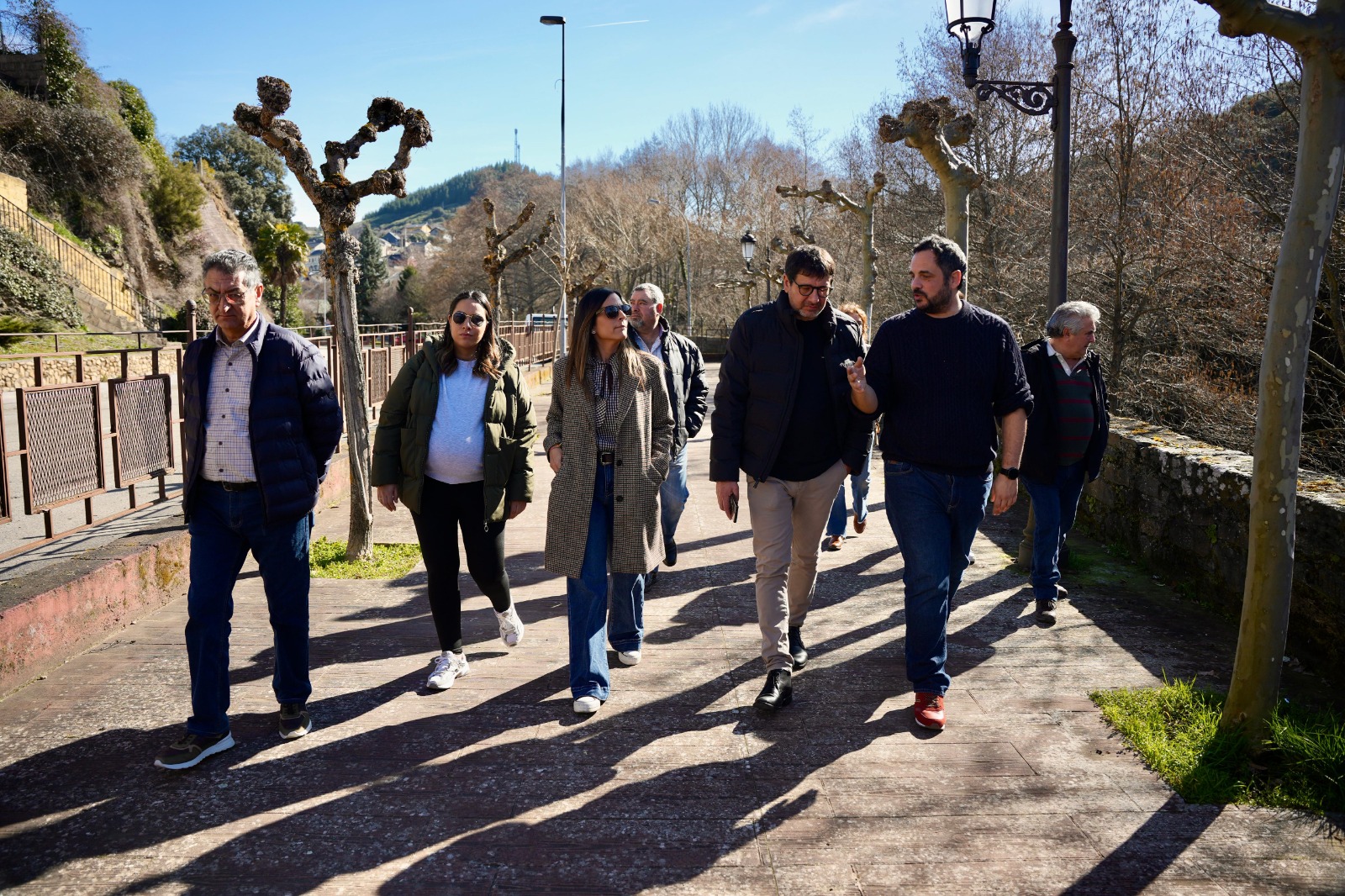 El PSOE denuncia el grave deterioro de las carreteras autonómicas en Torre del Bierzo por la dejadez de la Junta